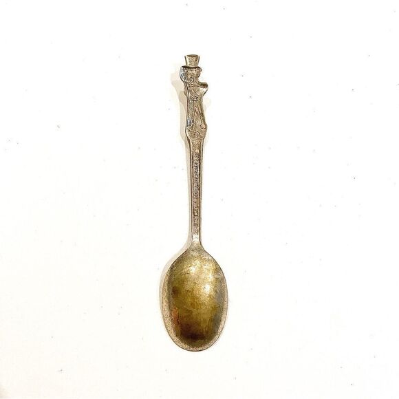 Huckleberry Hound Silverplated Cereal Spoon Hanna Barbera 1960s-70s - Picture 2 of 7